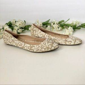 Old Navy Point Toe Printed Flats Nude Pattern